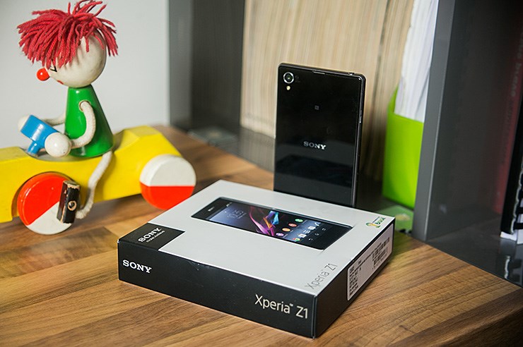 Sony Xperia Z1 (1).jpg